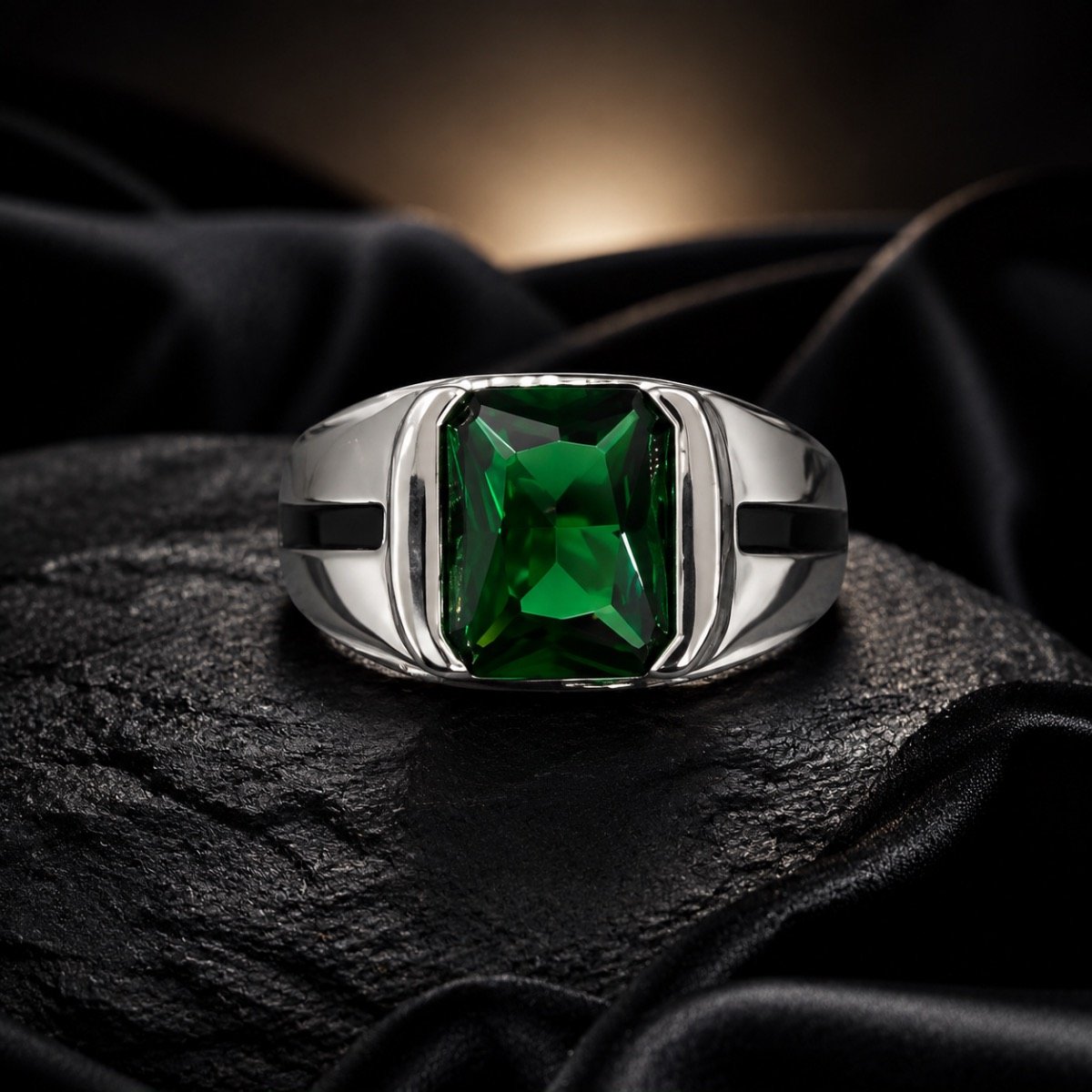 Imperial Emerald Green Silver Ring — 925 sterling silver rings